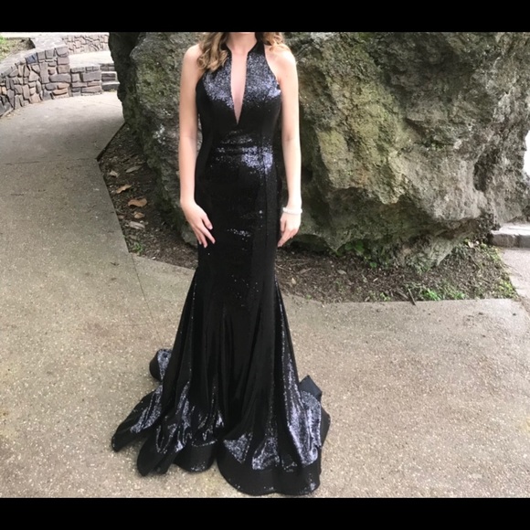 Formal dress perfect condition - Picture 2 of 2